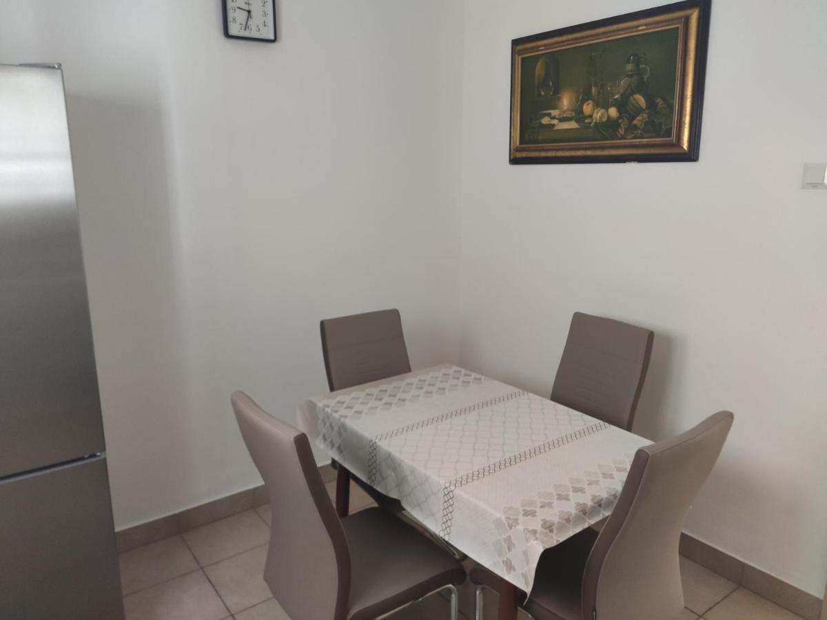 2 Minutes To The Beach Ev Station Available Crikvenica Exteriör bild